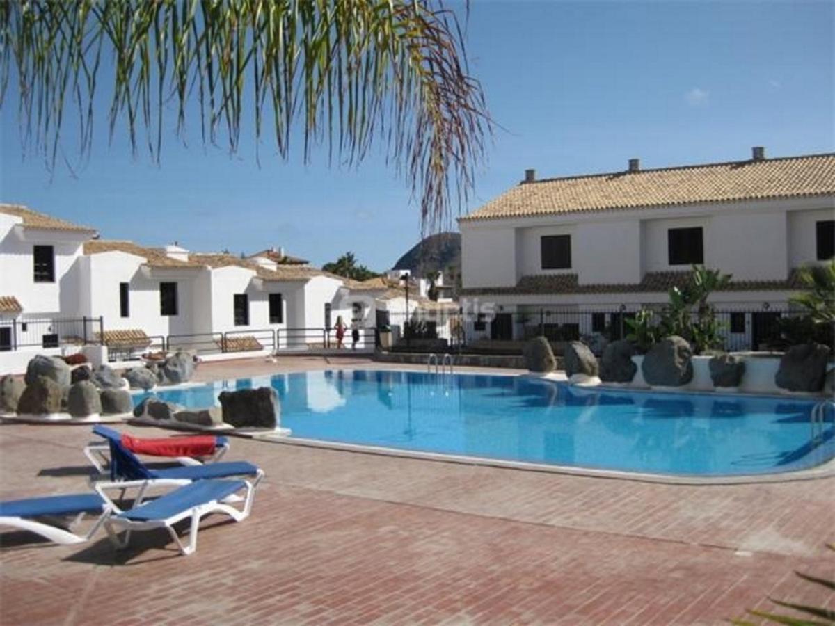 Remarkable 2-Bed House In Chayofa With Pool Dış mekan fotoğraf